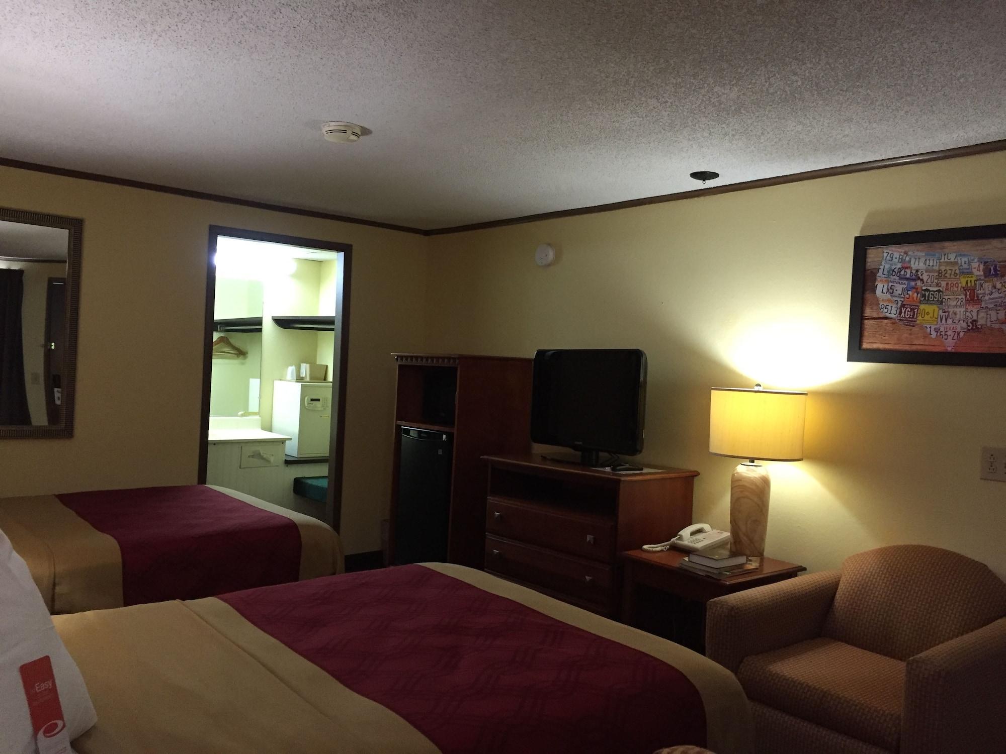 Econo Lodge Norwalk Exteriör bild